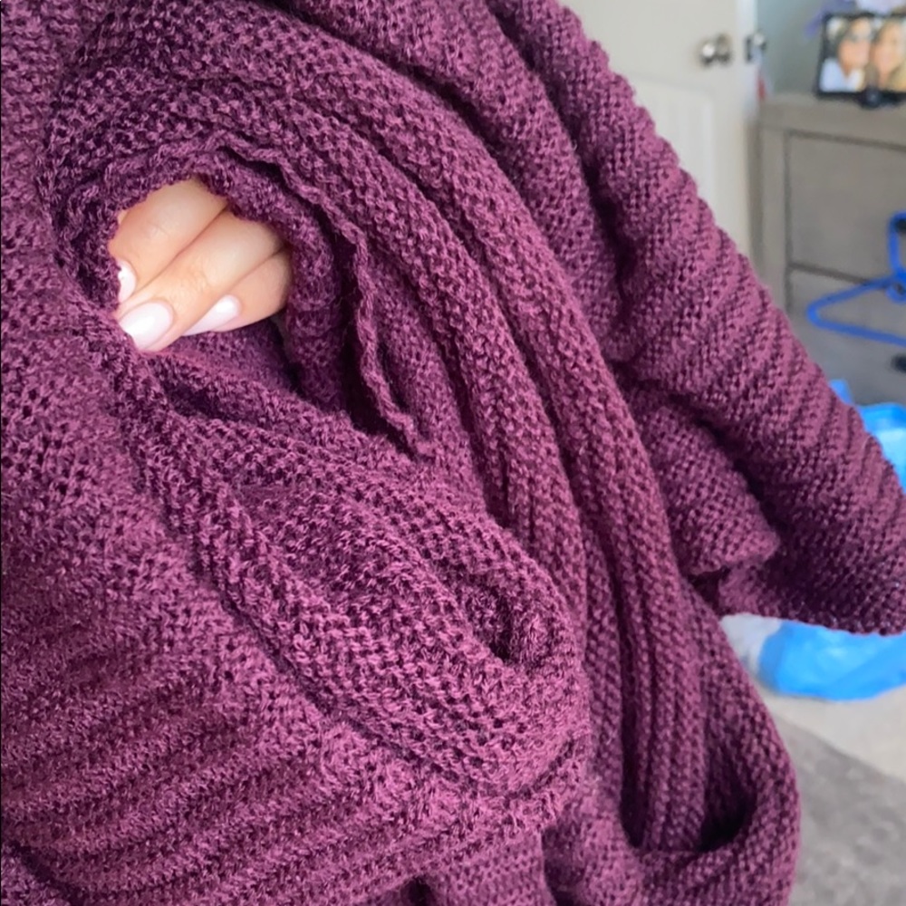 SCARFS! - Picture 2 of 4